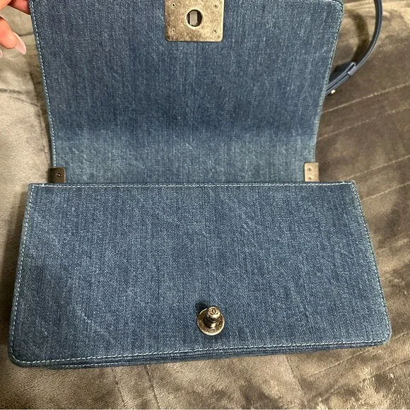 Chanel Boy Bag Blue Denim Tweed Limited Edition - Picture 10 of 16